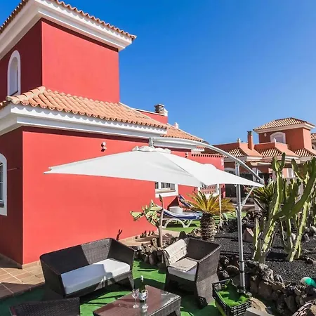 Villa Adora *